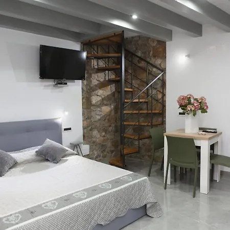 La Rosa Del Deserto Apartment *